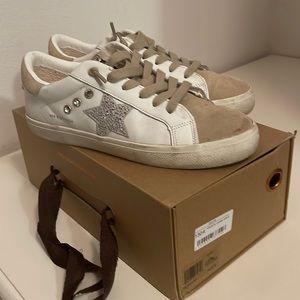 Vintage Havana sneakers